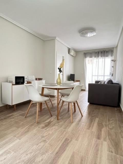 Eb By Zanis Apartment Torrevieja Exterior foto