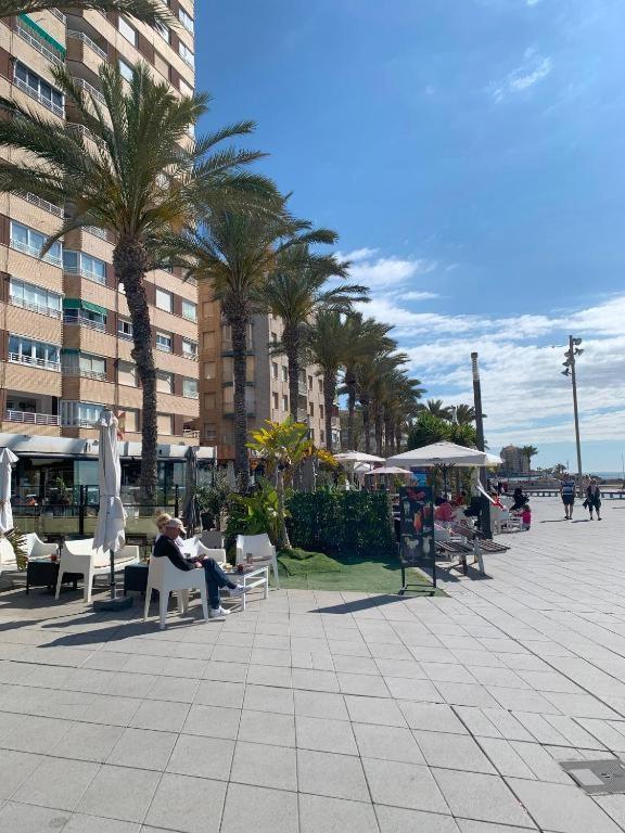 Eb By Zanis Apartment Torrevieja Exterior foto